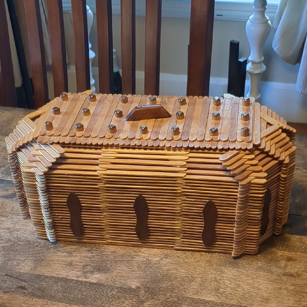 Choice Mid-Century American Handcrafted Folk Art Extra Large Popsicle Stick Box
